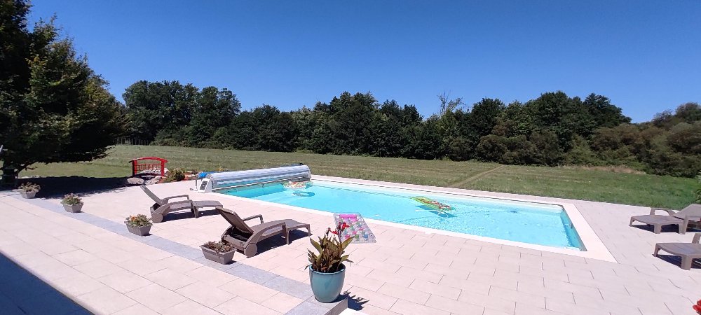 Aire camping-car  Pigut-Pluviers (24360) - Photo 4